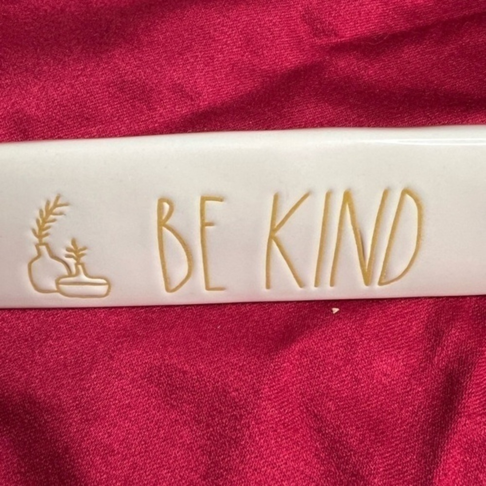 RAE DUNN Be Kind Artisan Collection Ceramic Plaque New